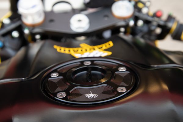 QUICK ACTION FUEL CAPS DUCATI - immagine 2